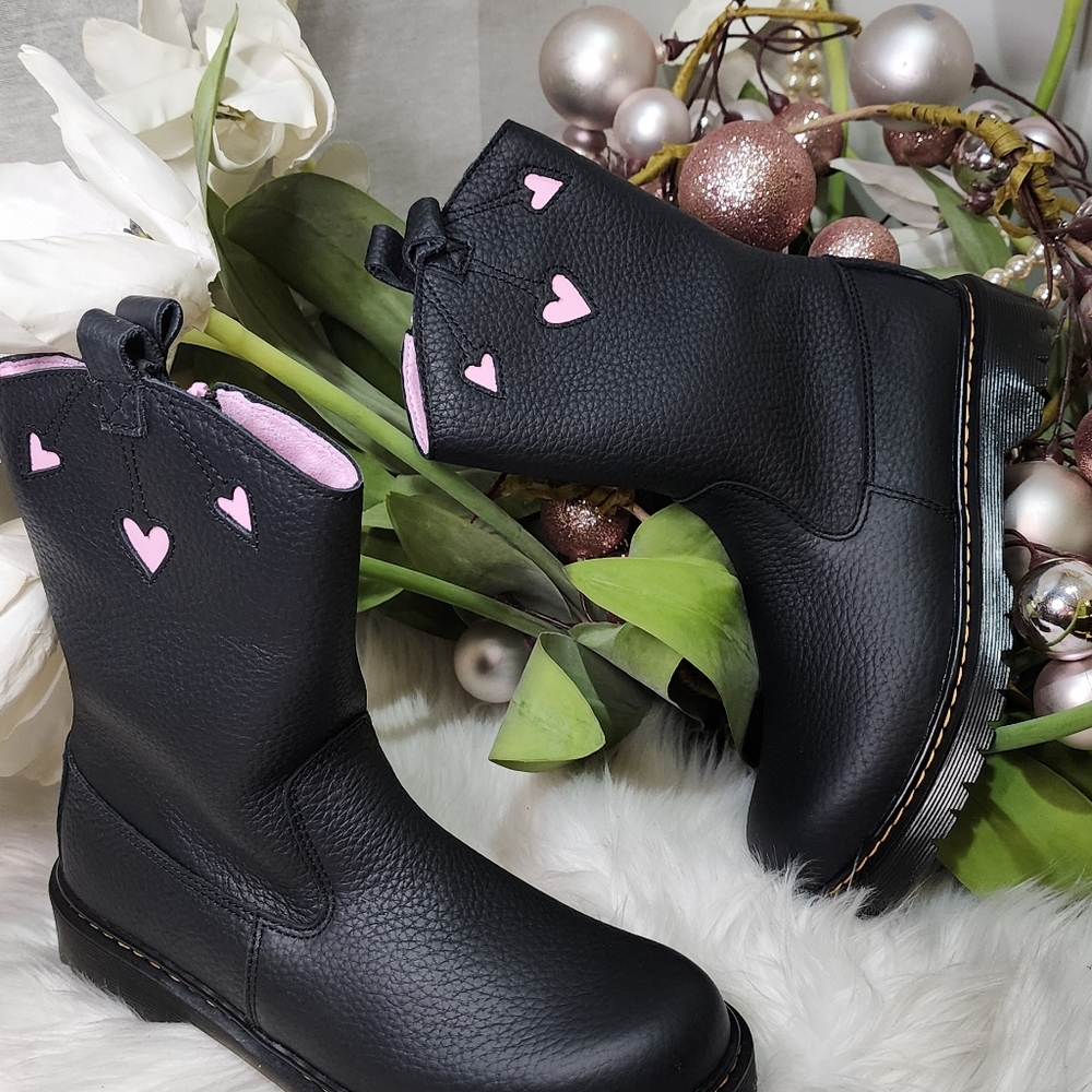 Dr Martens Heart Nappa Patent Leather Pull-on womens Boots  New